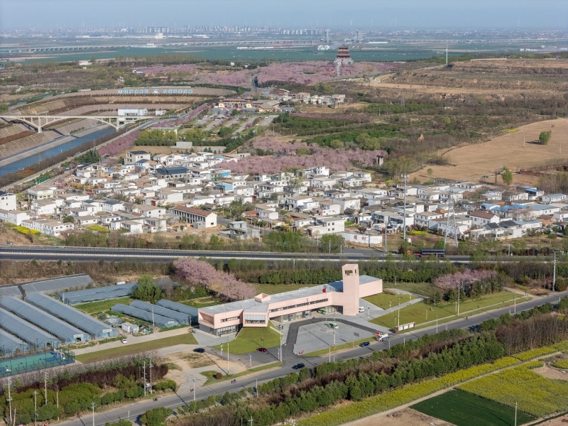 The Xue Village Community and Tourist Service Center | Studio 10