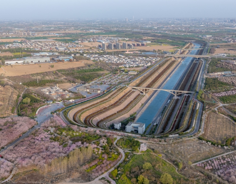 The Xue Village Community and Tourist Service Center | Studio 10