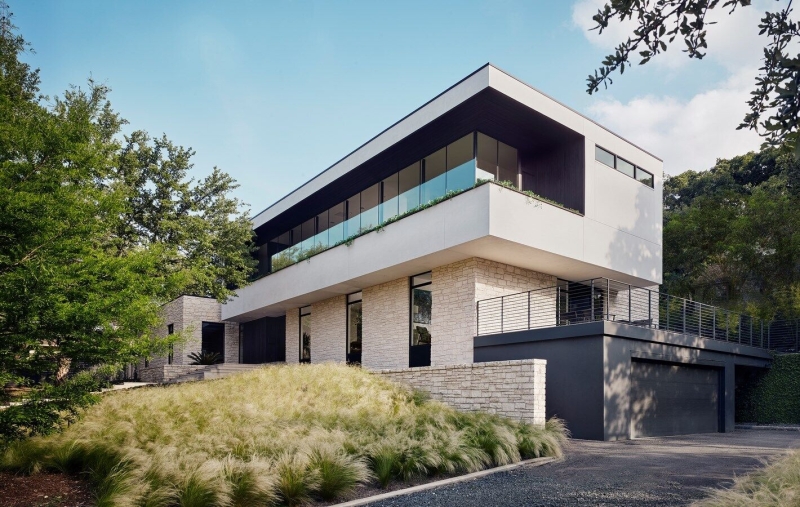 This Austin Ranch House Renovation Added Light, Height and a Whole New Storey