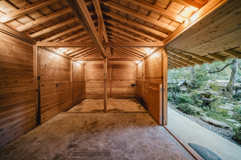 Umagoya Stable | 2M26