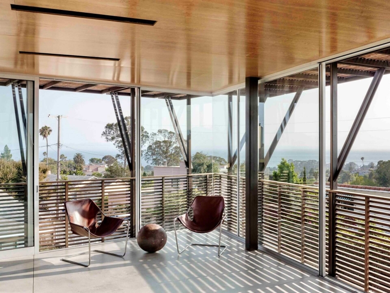 Why This Modern California House Puts the Living Room on the Top Floor