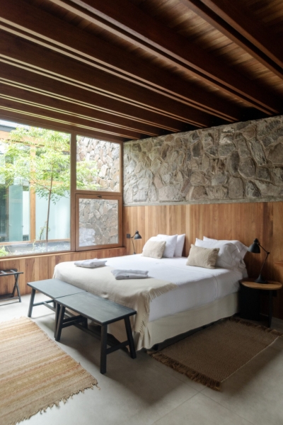 Between Stone Walls Suites | alarciaferrer arquitectos