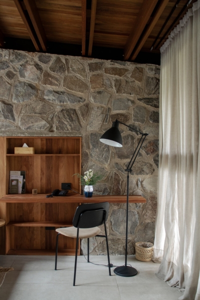 Between Stone Walls Suites | alarciaferrer arquitectos