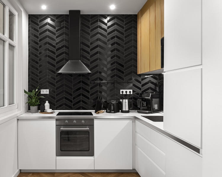 The Budapest Apartment That Uses a Mezzanine to Redefine Space and Privacy