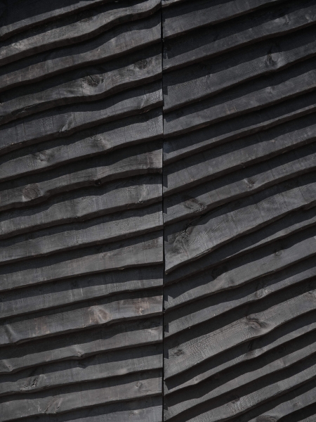 This Faceted Cabin Was Designed as a Response to Fire and Landscape