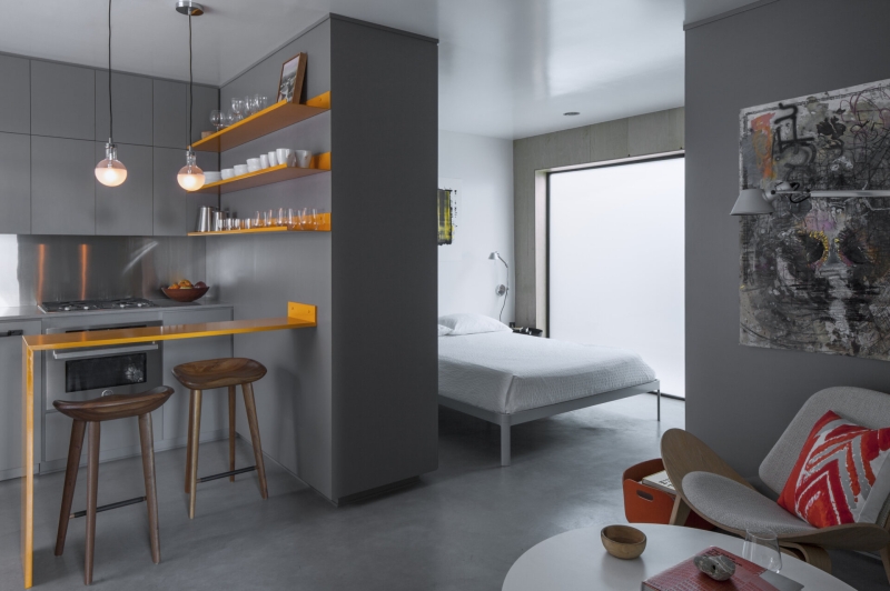 This Tiny 320 Sq Ft Apartment Proves Color Can Transform Small Spaces