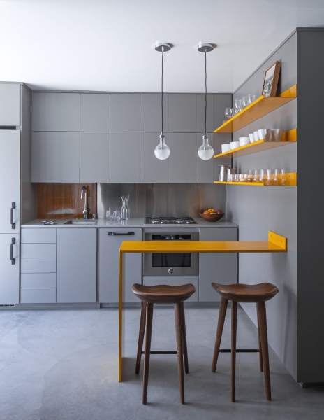 This Tiny 320 Sq Ft Apartment Proves Color Can Transform Small Spaces